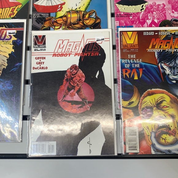 Vintage comic books 6 unread comics by Valiant. - Picture 7 of 8